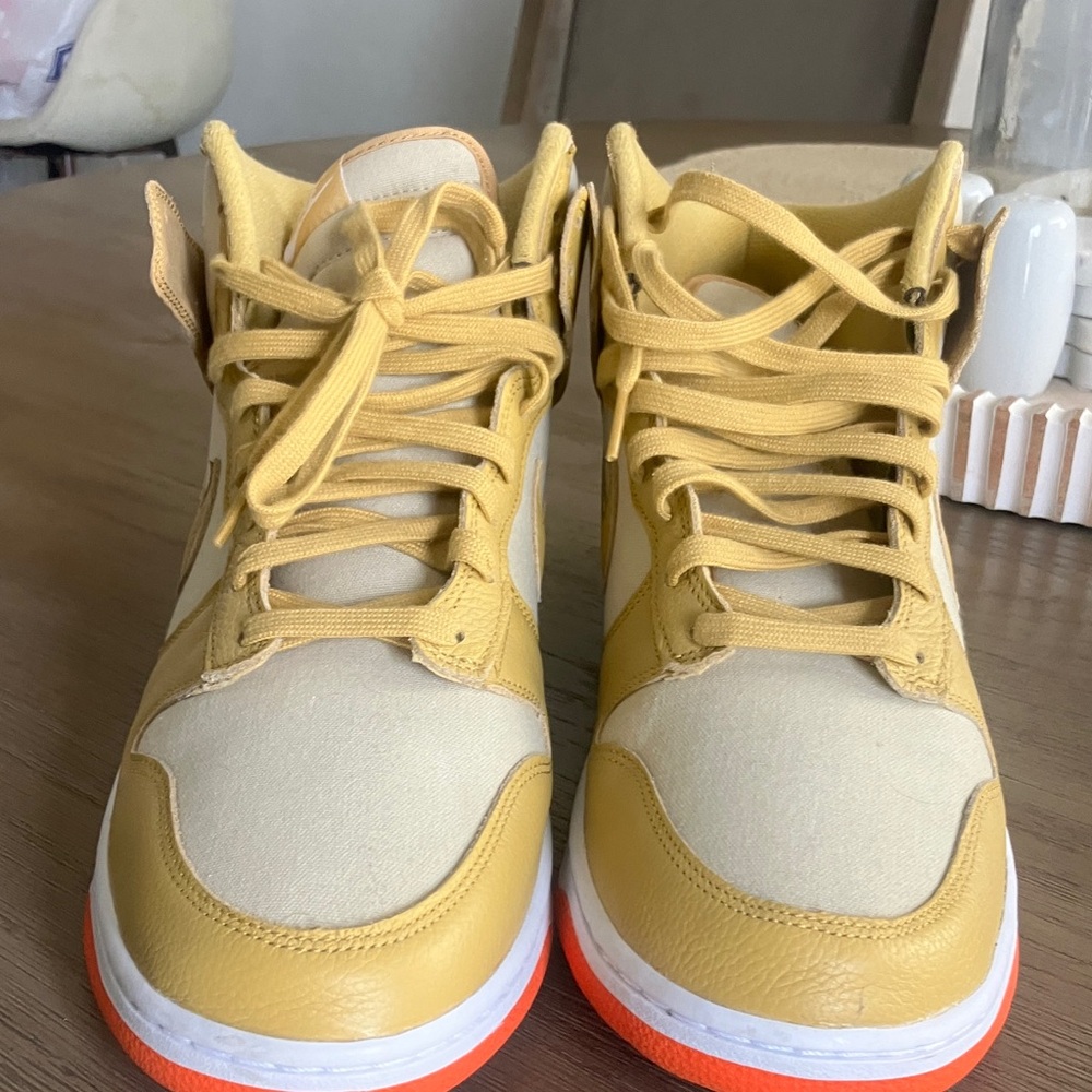 Nike Retro Dunk 13 NWOB